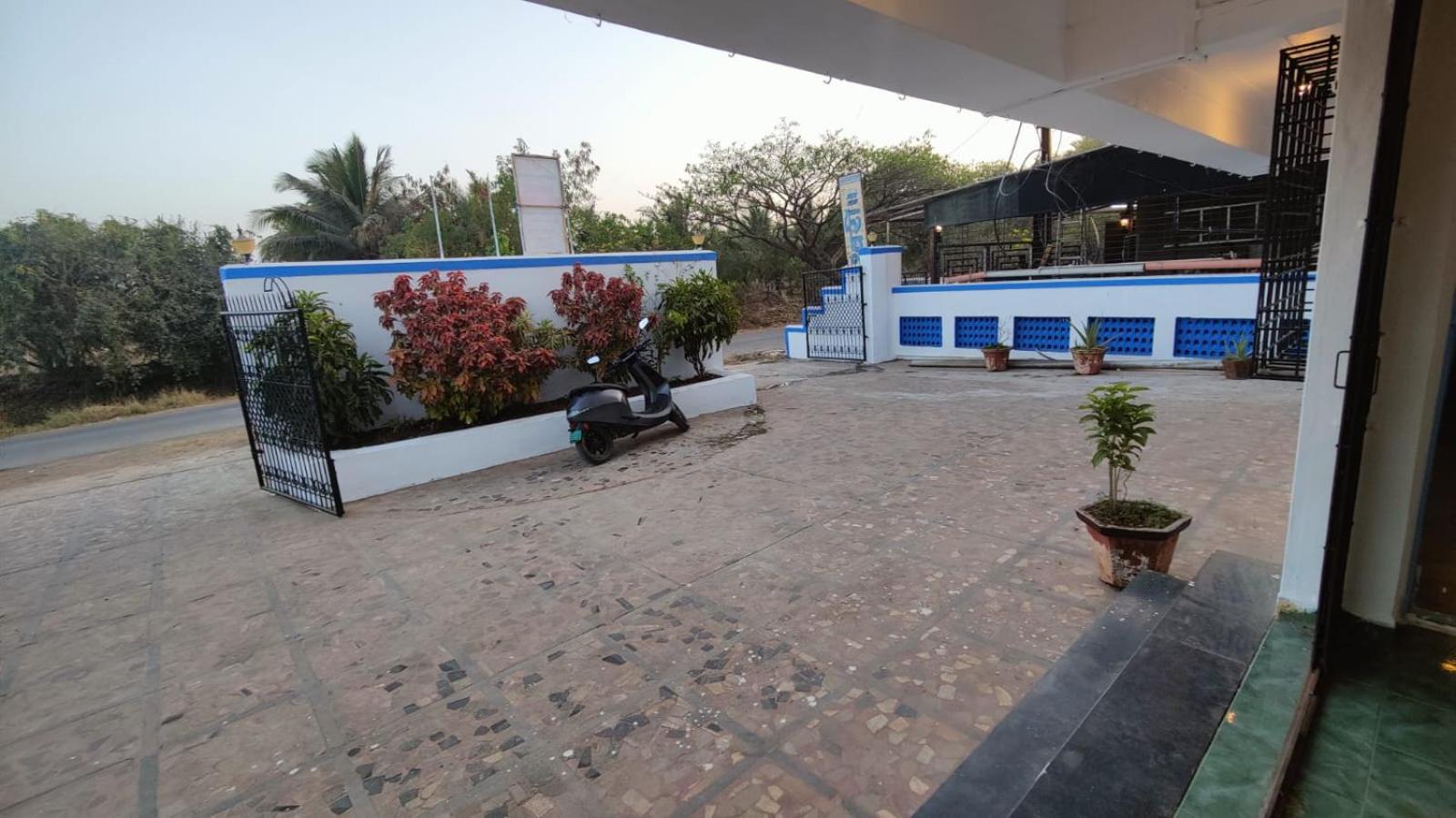 Muktai Nest Hotel Alībāg Exterior photo